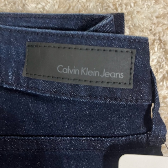 Calvin Klein Boyfriend Jeans size 12 length 30 - Picture 3 of 4